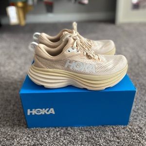 Hoka one bondi 8 running shoes size 6.5 Sand Eggnog